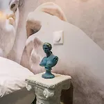 Le Musée D’aphrodite / Jacuzzi Montgeron