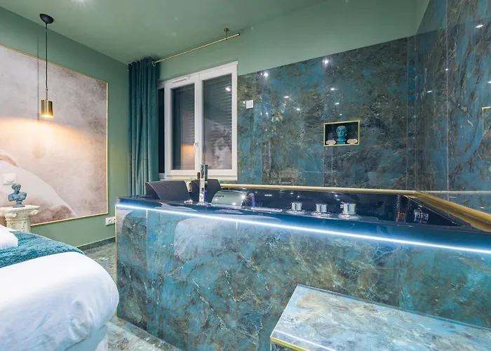 דירה Le Musee D'aphrodite / Jacuzzi *